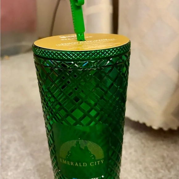 Rare Wicked and Starbucks Emerald City Green Tumbler & Out-of-print Promo Poster - Picture 3 of 6